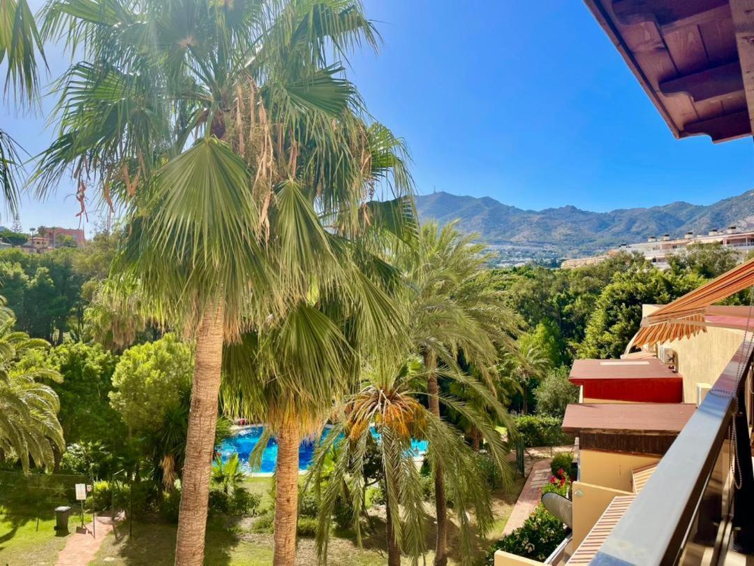 Calido Apartamento Con Gran Terraza Y Vistas A 600 Metros Del Mar เบนัลมาเดนา ภายนอก รูปภาพ